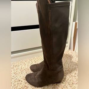Aldo size 6 brown zip up over the knee boots suede
